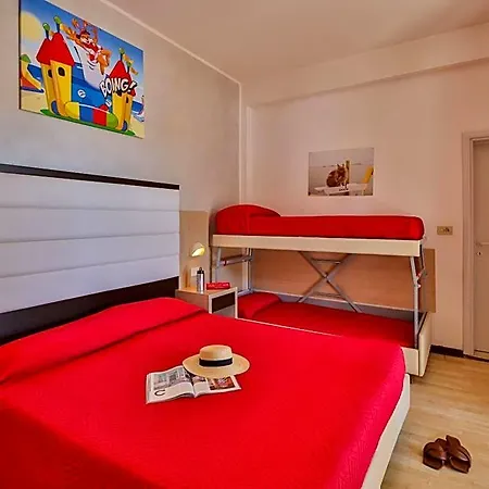 Ciccio Hotel 3*