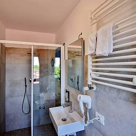 Ciccio Hotel 3*