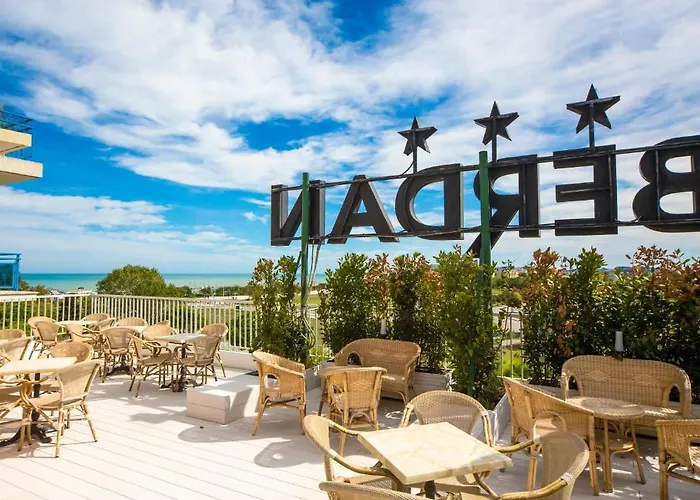 Ciccio Hotel 3*